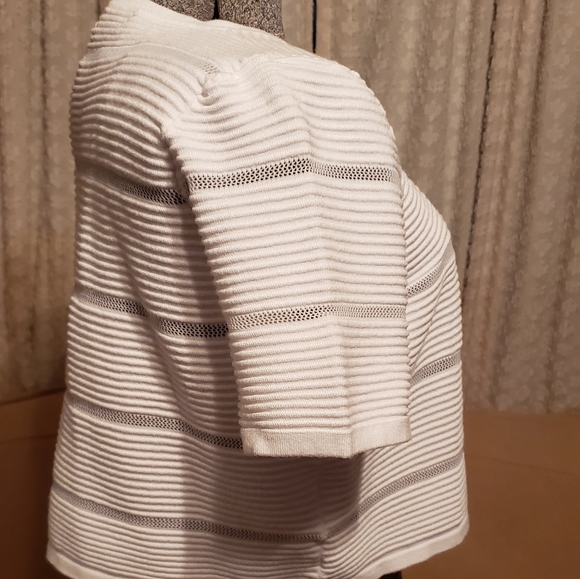 Calvin Klein White Cropped Cardigan Size Large - Picture 3 of 6